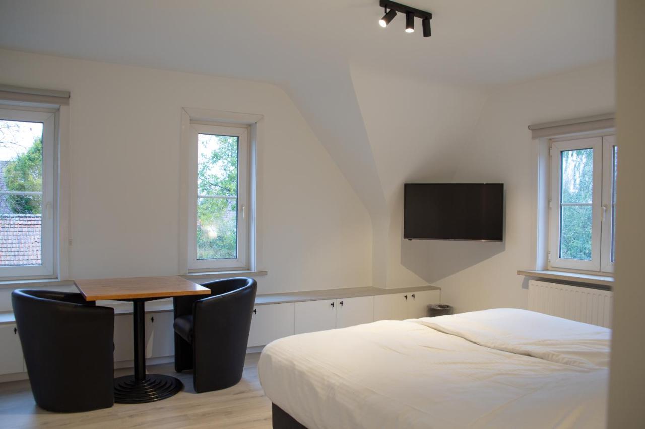 Hotel Swaenenburg Oostrozebeke Kültér fotó